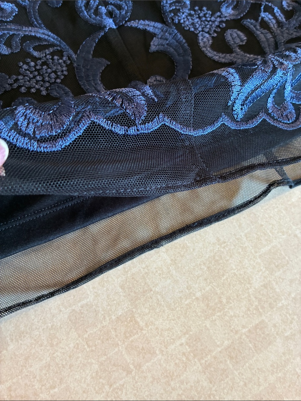 Donna Karan New York Black/Blue Lace Dress 12 - Picture 6 of 13